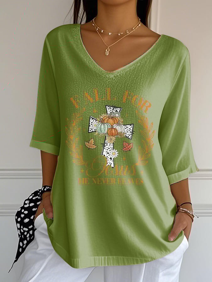 Women's Fall For Jesus He Never Leaves Print T-Shirt