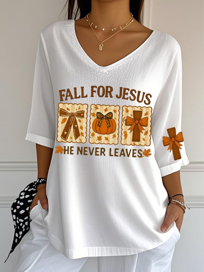 Women's Retro Fall For Jesus He Never Leaves Print T-Shirt