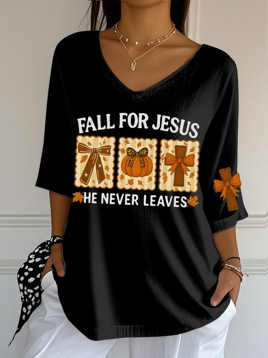 Women's Retro Fall For Jesus He Never Leaves Print T-Shirt