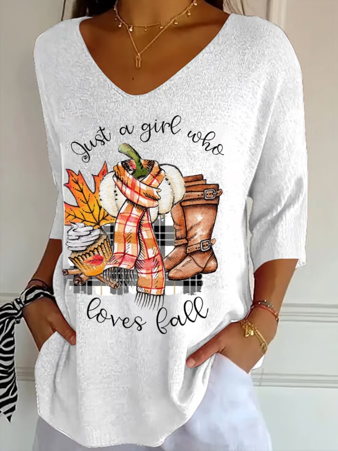 Women's Just A Girl Who Loves Fall Printed T-Shirt