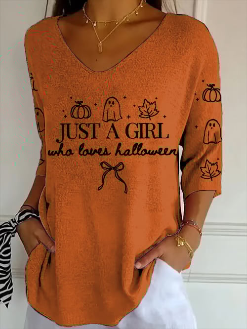 Women's Just A Girl Who Loves Halloween Printed T-Shirt